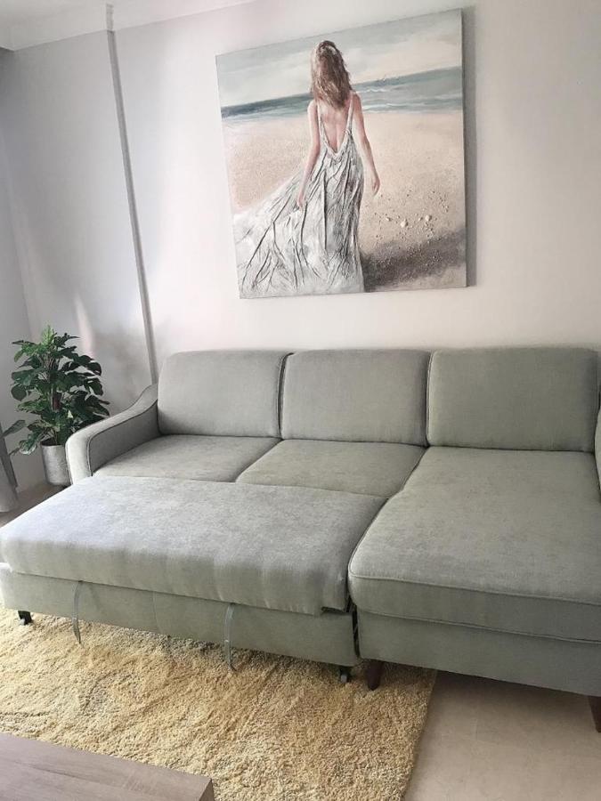 Luxury Beach Side Apartment In Marbella Playa Exteriör bild